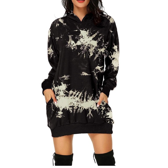 Sweaters - Alex oversized hoodie